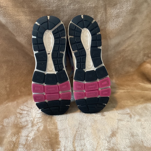 New Balance 840 - Picture 4 of 4